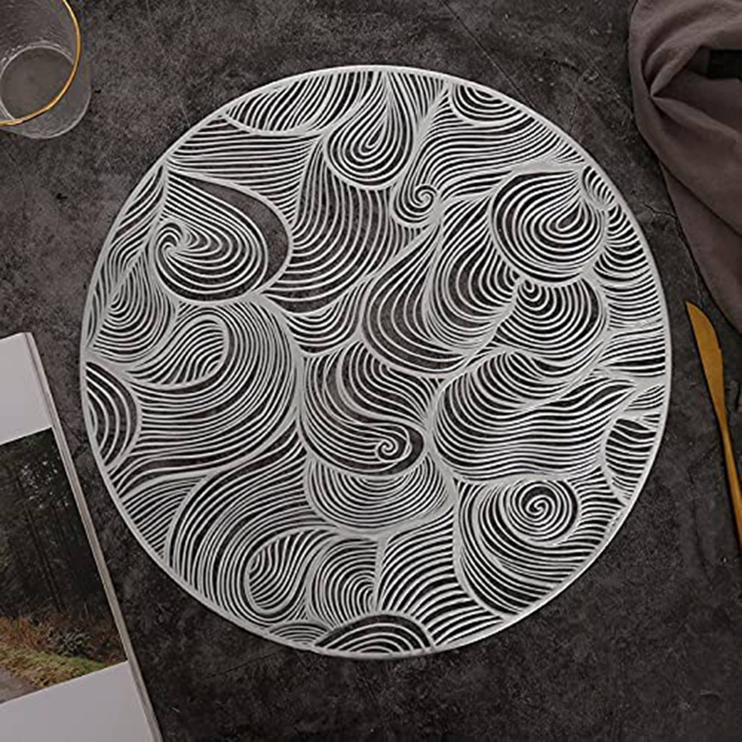     			PVC Geometric Round Table Mats (38 cm x 38 cm) Pack of 2 - Silver