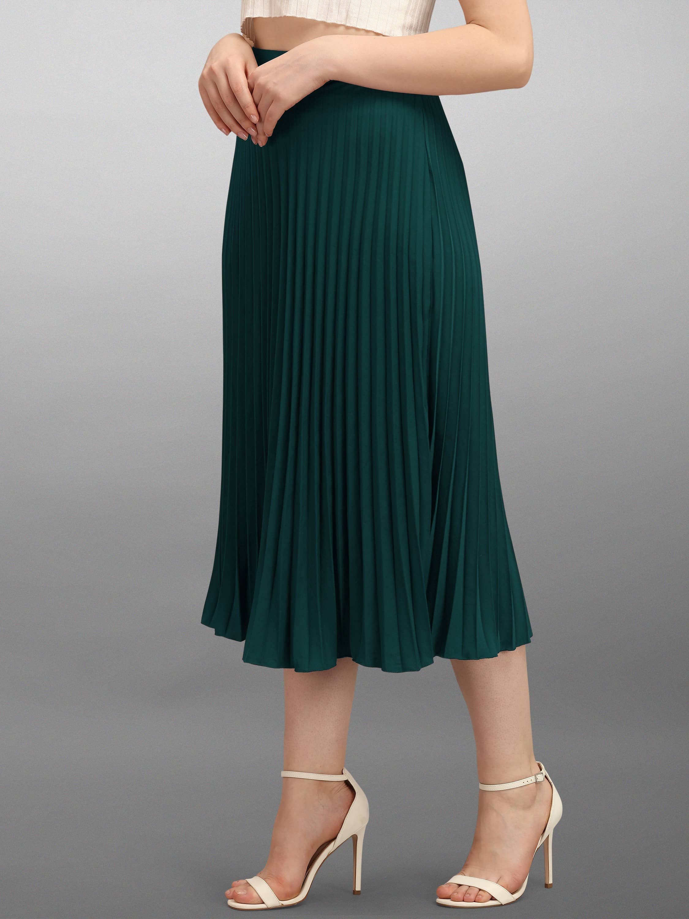 KZULLY - Green Crepe Women's Flared Skirt ( Pack of 1 )