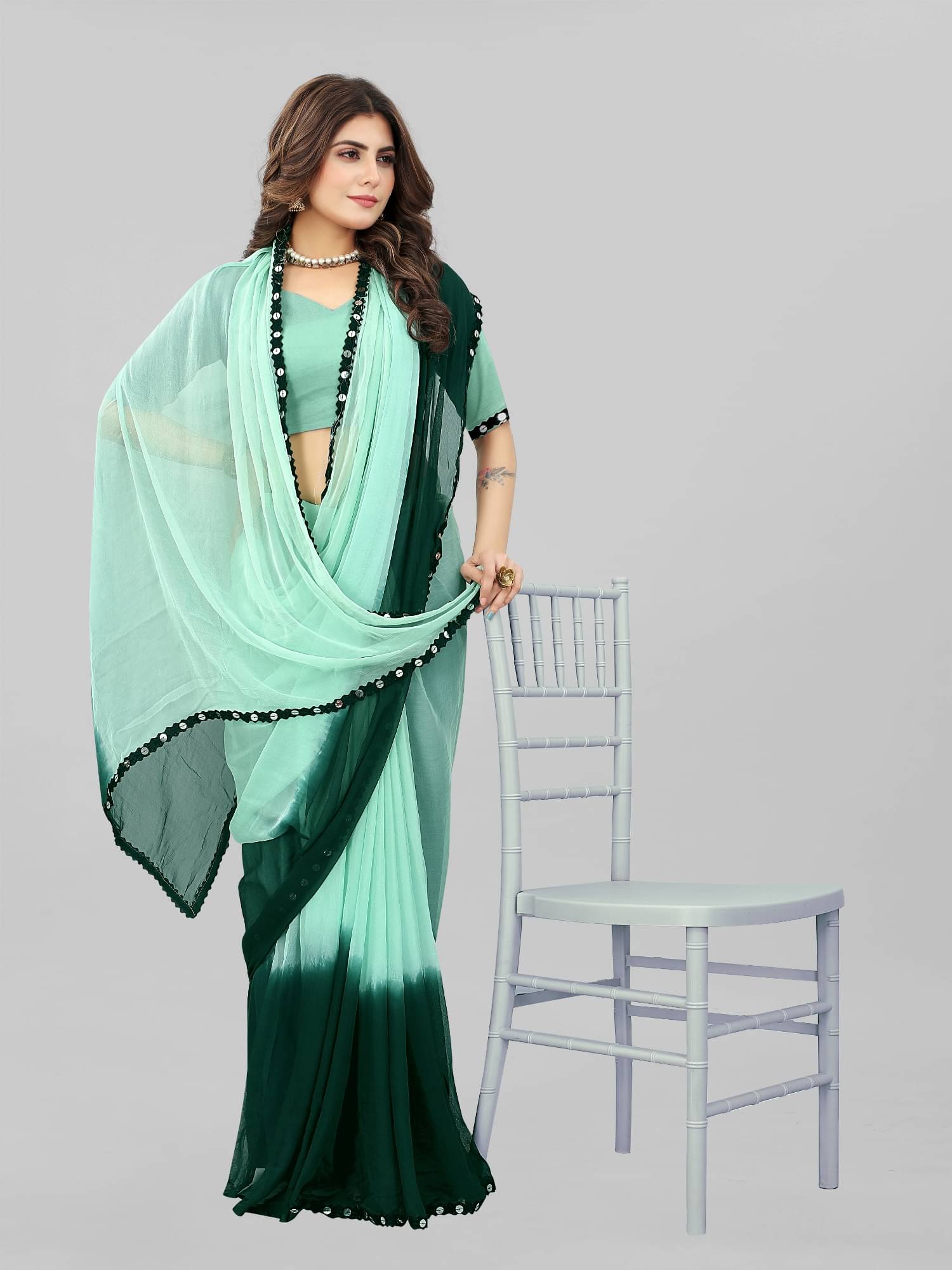 JULEE Chiffon Colorblock Saree With Unstitched Blouse Piece ( Green ) JULEE Chiffon Colorblock Saree With Unstitched Blouse Piece ( Green )