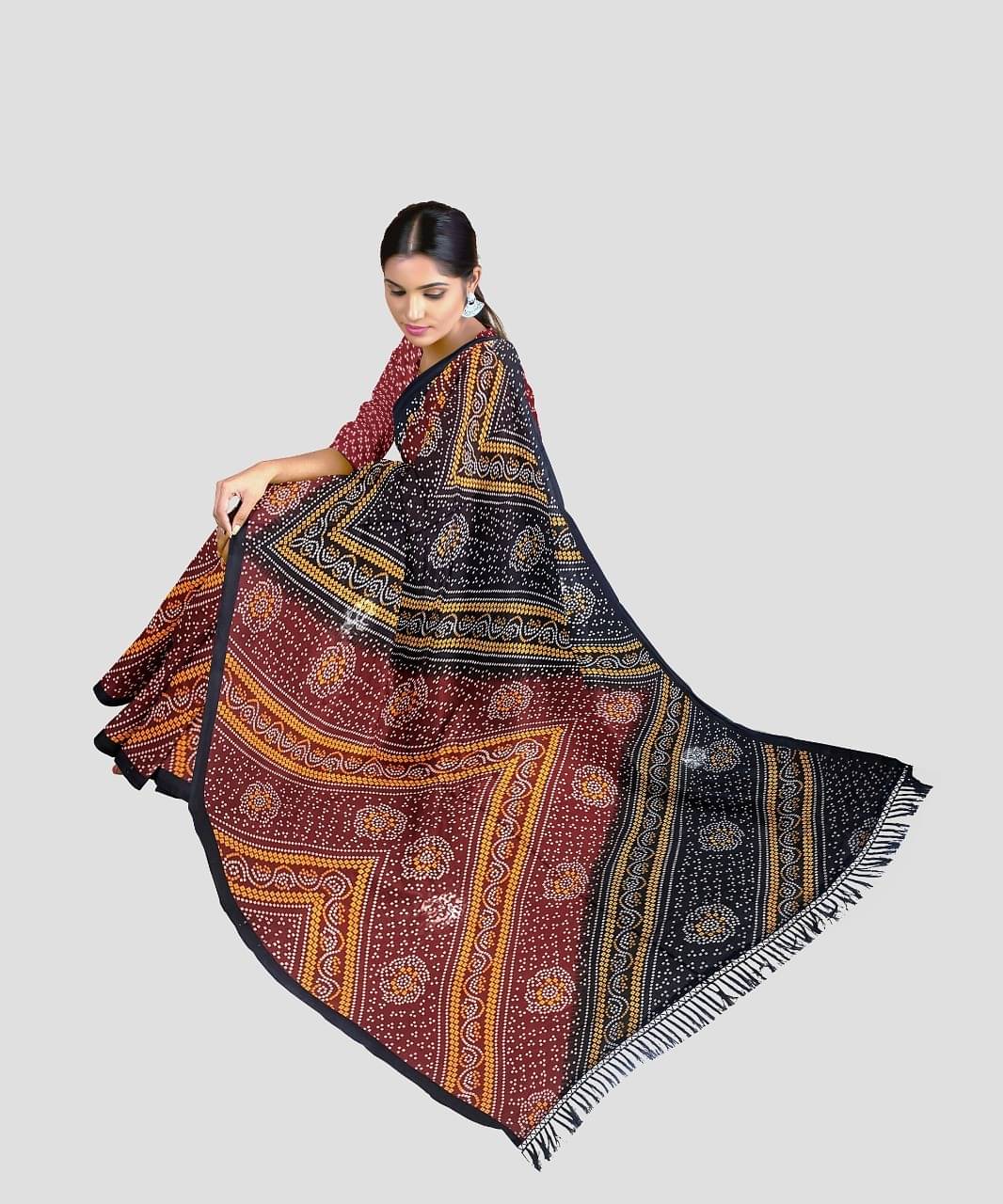     			LEELAVATI Georgette Embroidered Saree With Unstitched Blouse Piece ( Multicolor )