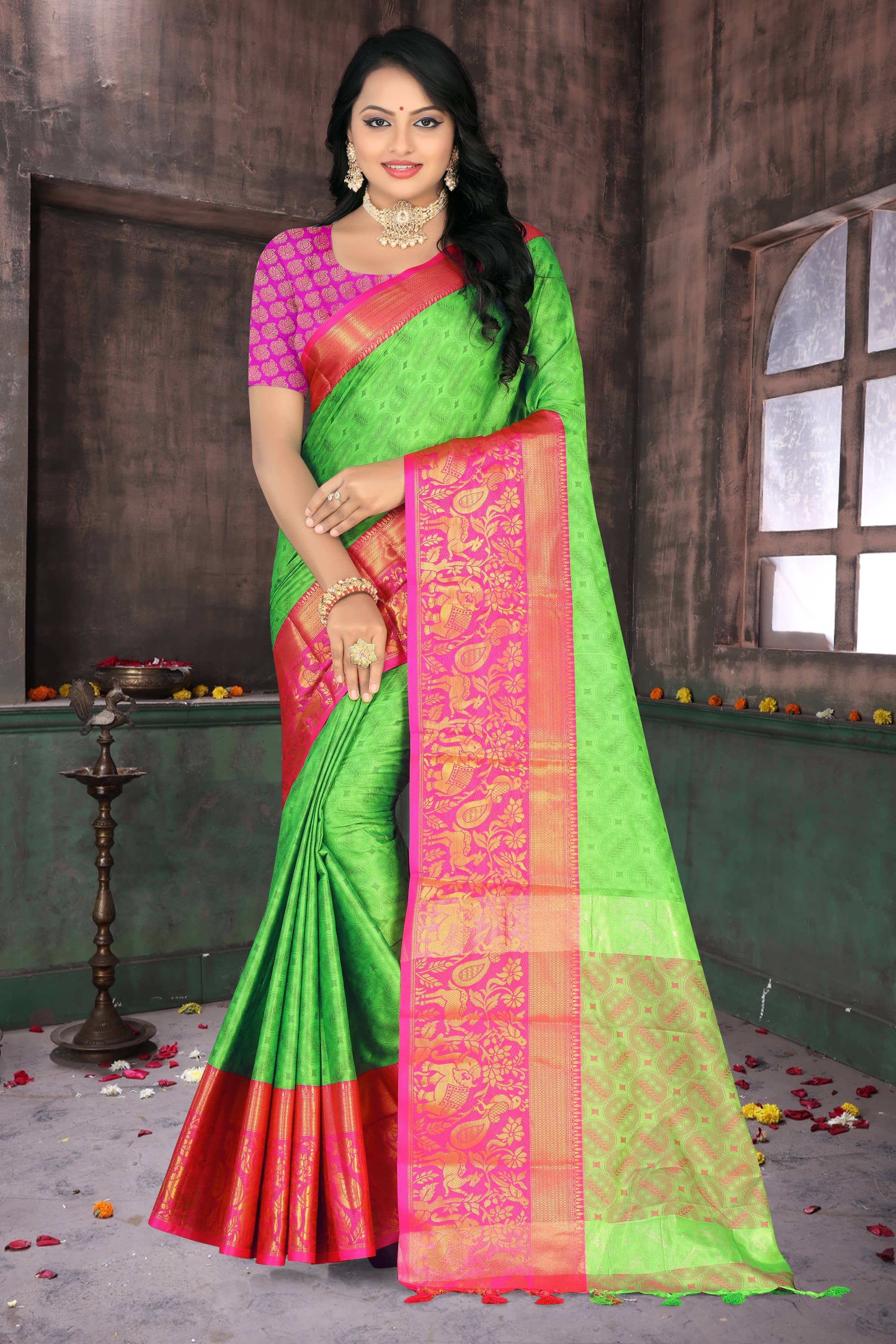 LEELAVATI Silk Woven Saree With Unstitched Blouse Piece ( Multicolor ) - Sarees | Buy online on ZillyBuy