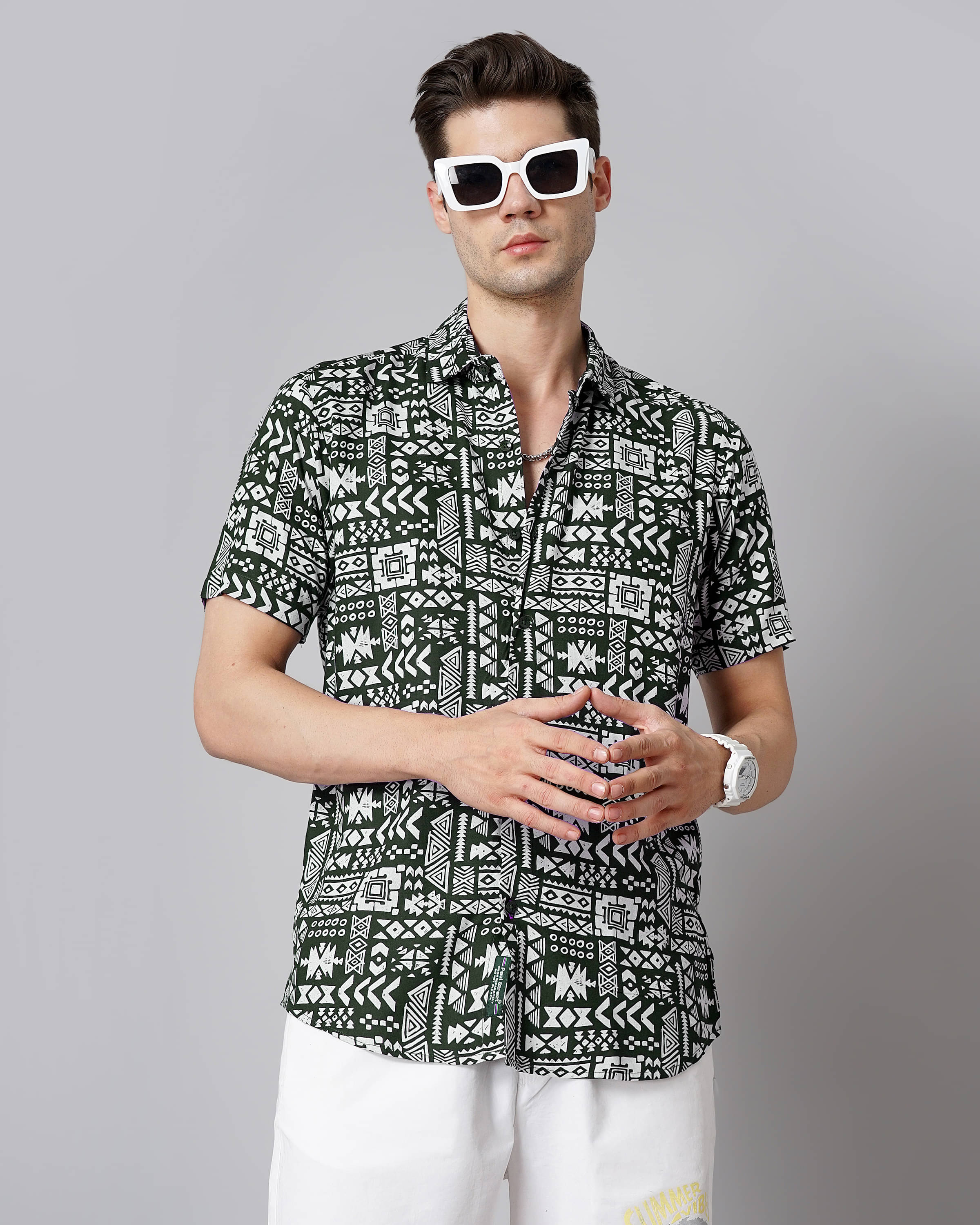 Paul Street - Green Rayon Regular Fit Men's Casual Shirt ( Pack of 1 ) Paul Street - Green Rayon Regular Fit Men's Casual Shirt ( Pack of 1 )