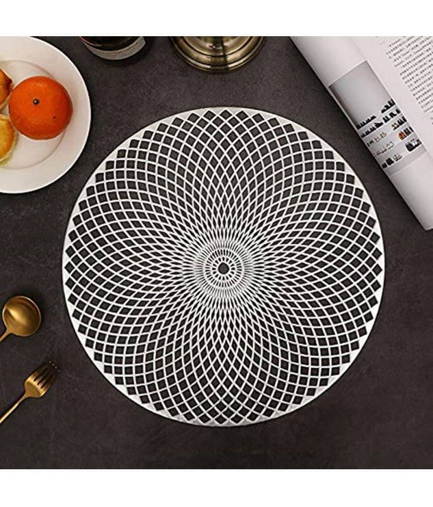 PVC Abstract Table Mats 38 cm 38 cm Pack of 2 - Silver PVC Abstract Table Mats 38 cm 38 cm Pack of 2 - Silver