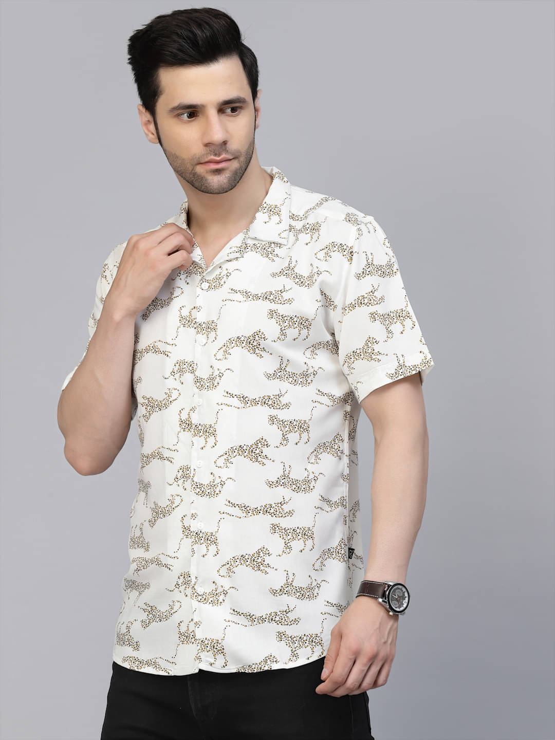 Rigo - White Rayon Slim Fit Men's Casual Shirt ( Pack of 1 )     			Rigo - White Rayon Slim Fit Men's Casual Shirt ( Pack of 1 )