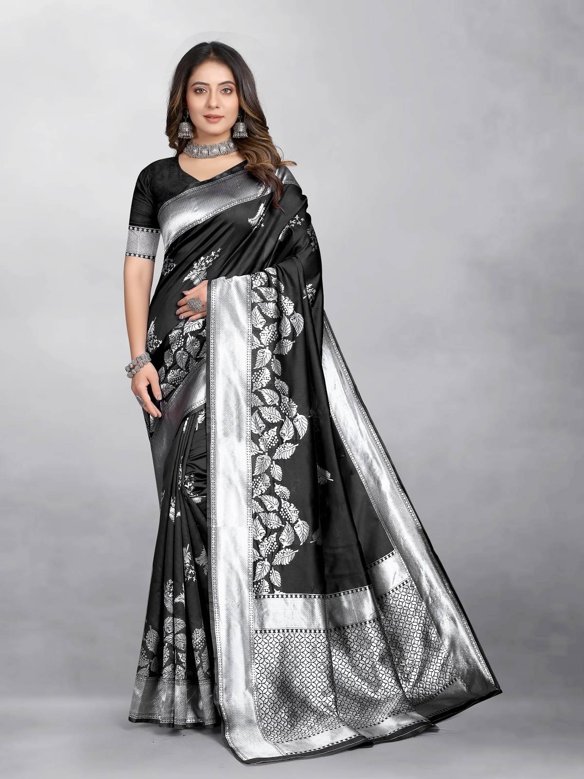 Gazal Fashions Banarasi Silk Embellished Saree With Unstitched Blouse Piece ( Black )     			Gazal Fashions Banarasi Silk Embellished Saree With Unstitched Blouse Piece ( Black )