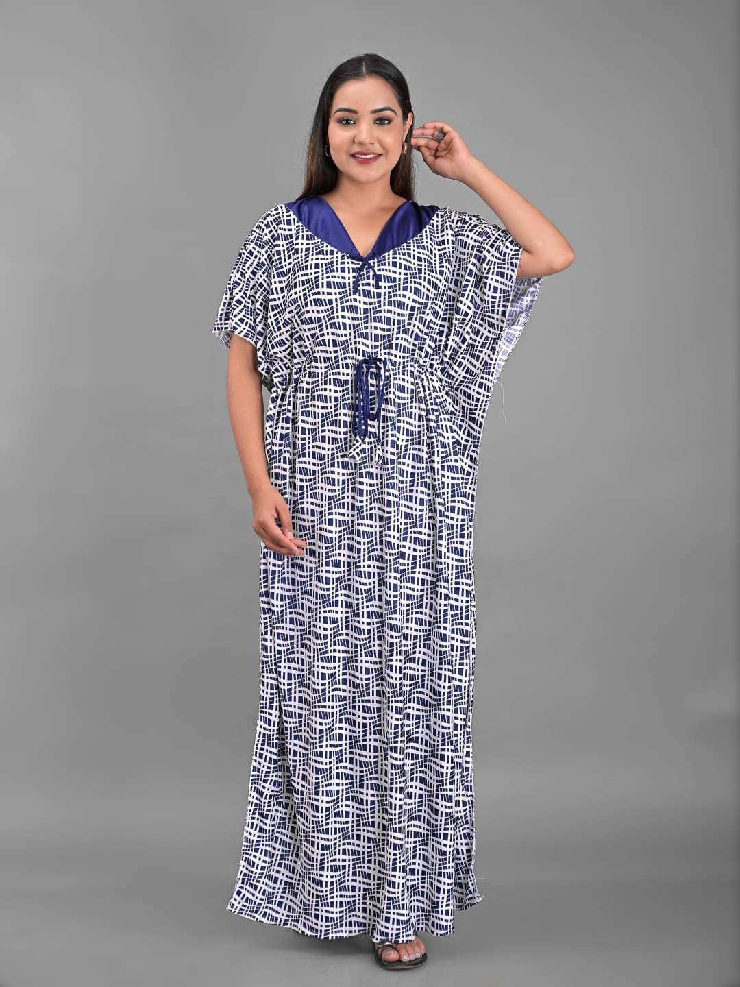     			Apratim - White Satin Women's Nightwear Kaftan Night Dress ( Pack of 1 )