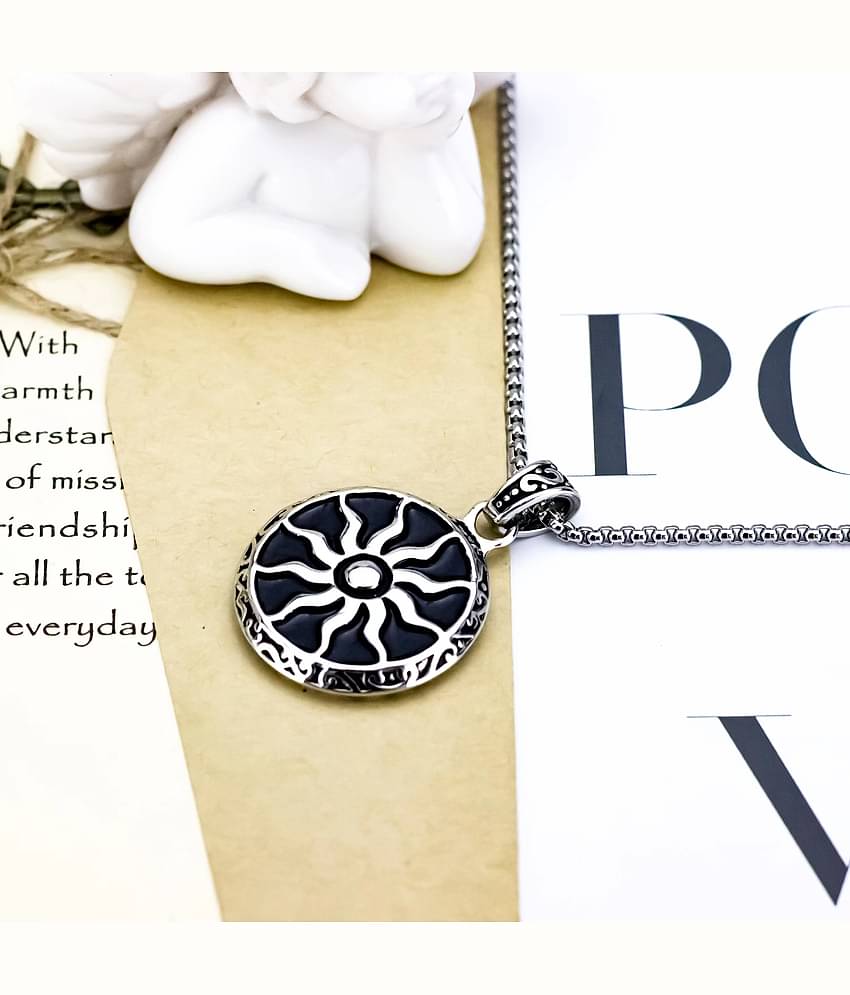 Fashion Frill Silver Chain For Boys Stylish Charming Silver Pendant Necklace For Men Boys Silver Plated Stainless Steel Chain