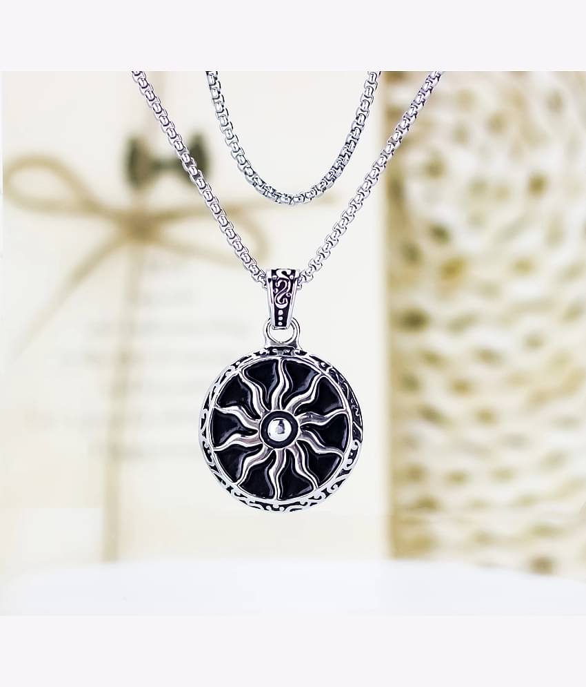 Fashion Frill Silver Chain For Boys Stylish Charming Silver Pendant Necklace For Men Boys Silver Plated Stainless Steel Chain