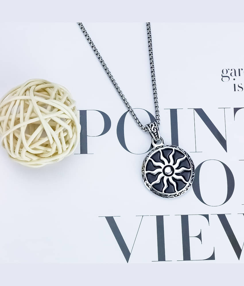 Fashion Frill Silver Chain For Boys Stylish Charming Silver Pendant Necklace For Men Boys Silver Plated Stainless Steel Chain