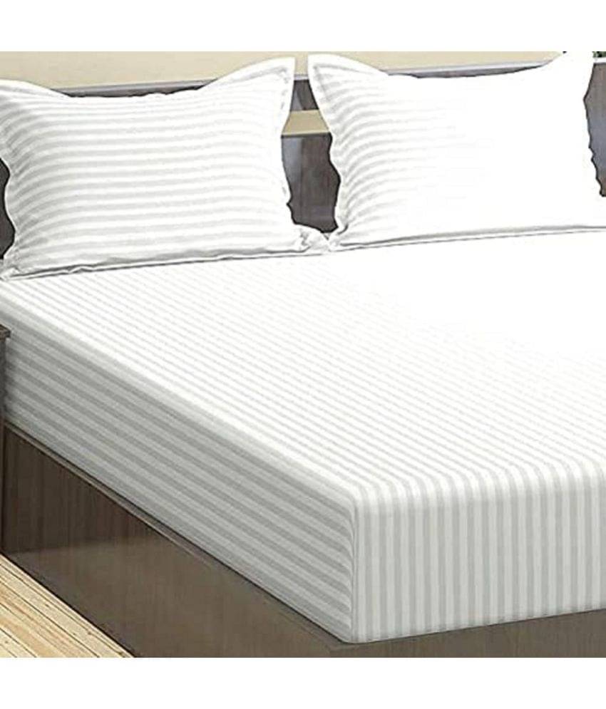 MAHALUXMI COLLECTION Microfibre Solid 1 Bedsheet with 2 Pillow Covers - White MAHALUXMI COLLECTION Microfibre Solid 1 Bedsheet with 2 Pillow Covers - White