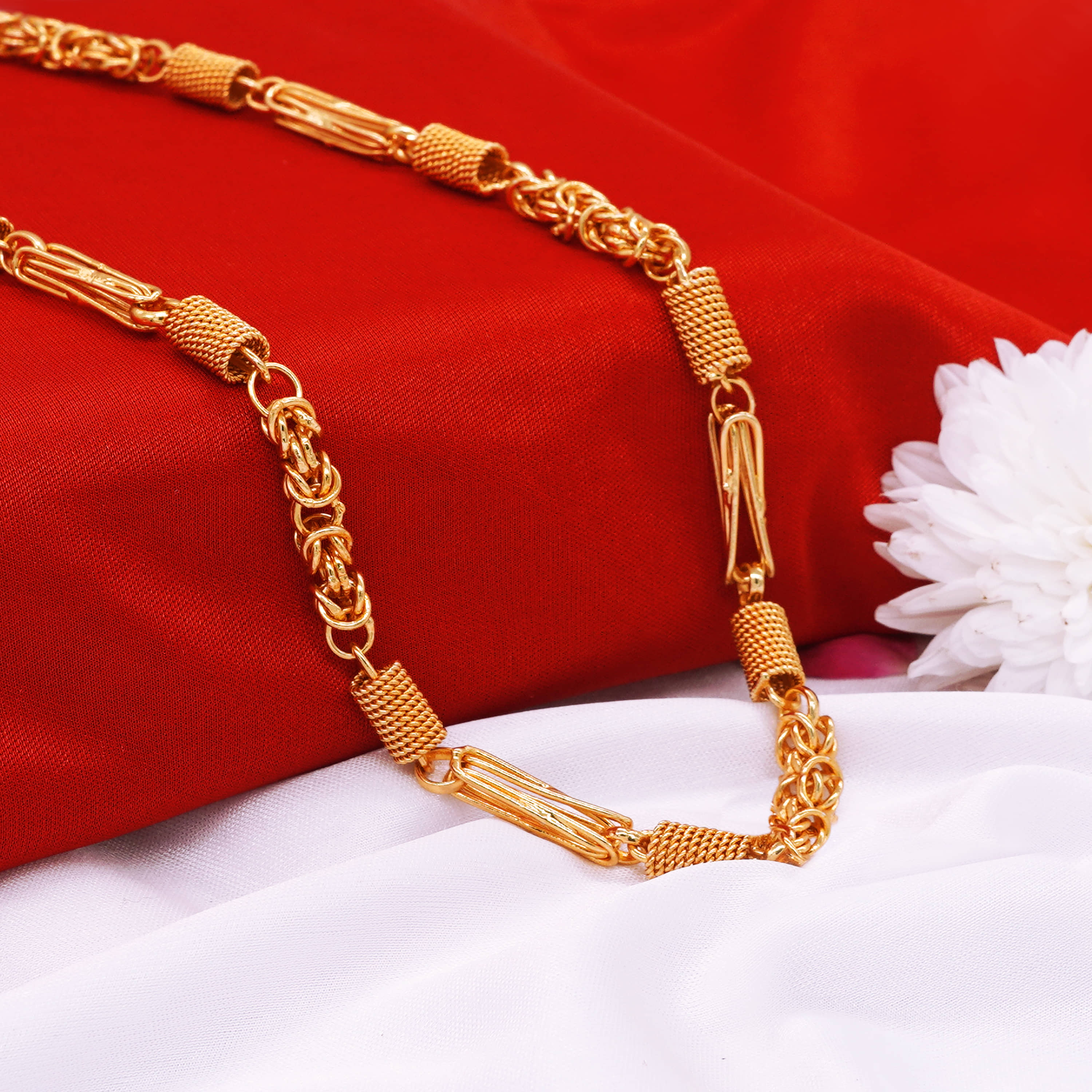 FASHION FRILL Gold Plated Brass Chain ( Pack of 1 )