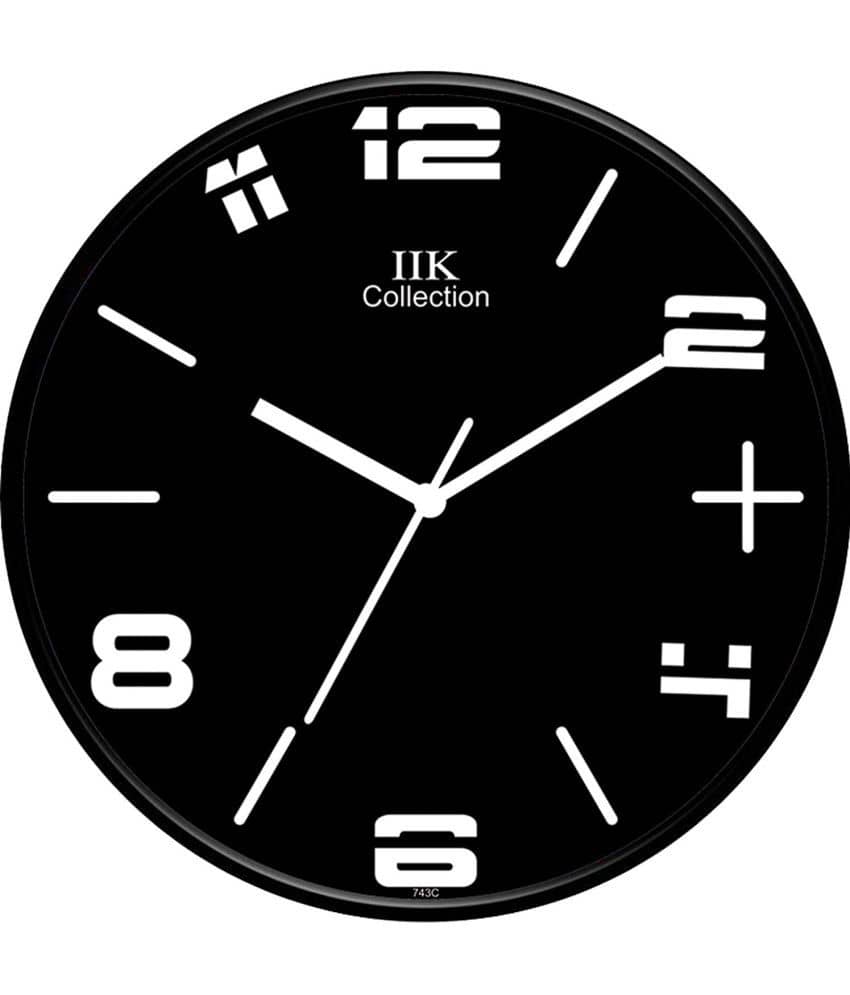 IIK COLLECTION - Circular Analog Wall Clock