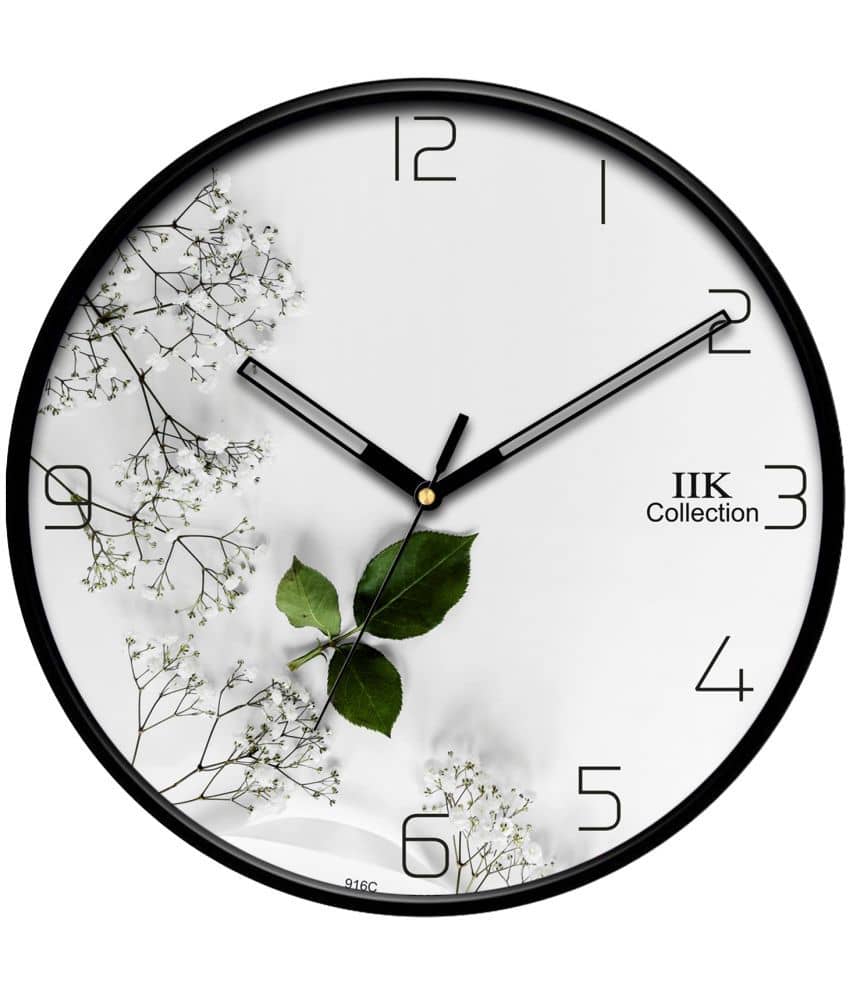 IIK COLLECTION - Circular Analog Wall Clock