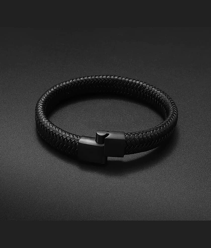 FASHION FRILL Black Bracelet ( Pack of 1 ) - Bangles & Bracelets | Buy online on ZillyBuy