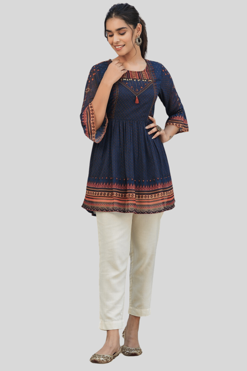 Juniper - Blue Georgette Women's Tunic ( Pack of 1 ) Juniper - Blue Georgette Women's Tunic ( Pack of 1 )