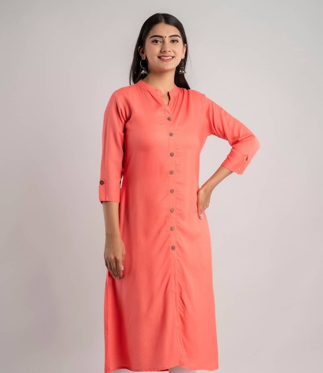     			MAUKA - Peach Rayon Women's Front Slit Kurti ( Pack of 1 )