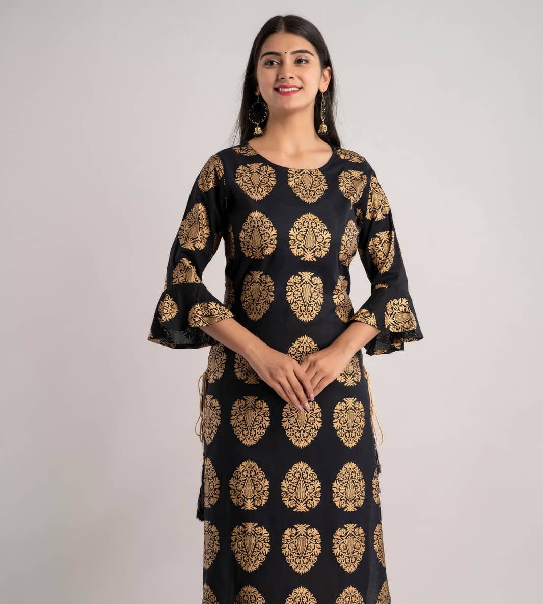 MAUKA - Black Rayon Women's Straight Kurti ( Pack of 1 ) - Kurtis, Tunics | Buy online on ZillyBuy