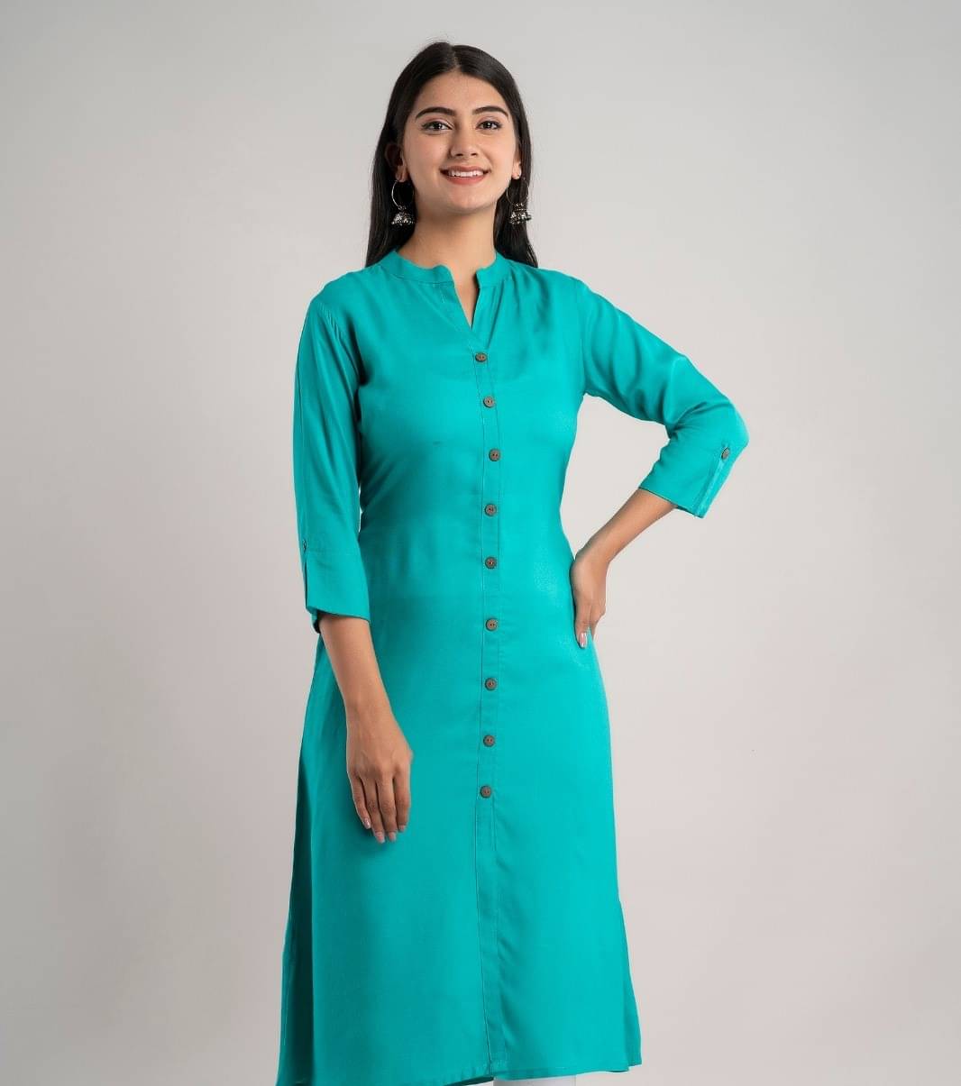 MAUKA - Turquoise Rayon Women's Front Slit Kurti ( Pack of 1 )     			MAUKA - Turquoise Rayon Women's Front Slit Kurti ( Pack of 1 )