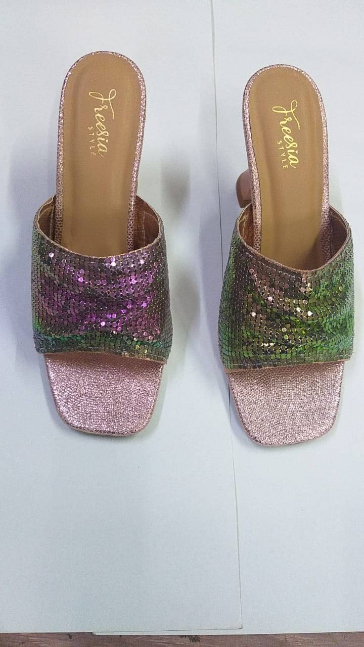     			FREESIA STYLE - Green Women's Slip On Heels