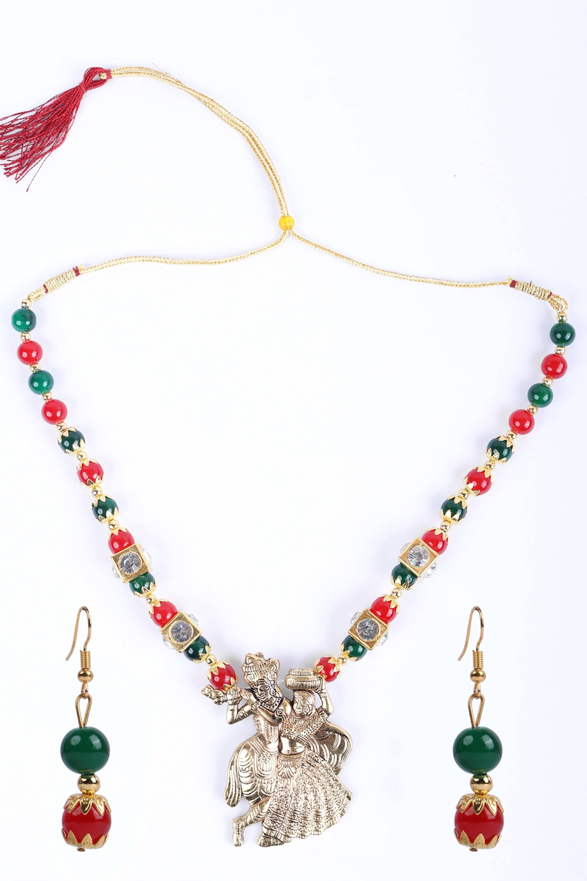 PUJVI - Golden Alloy Necklace Set ( Pack of 1 )