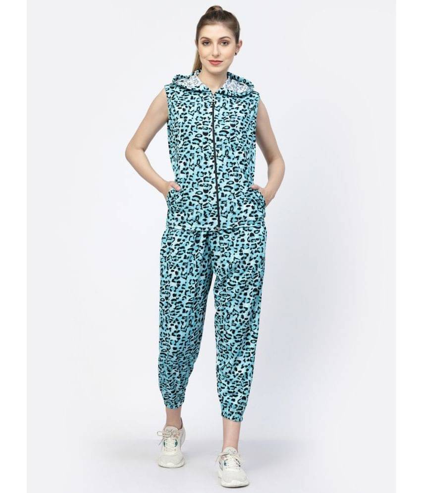 Uzarus Women Printed Sweatshirt With Joggers Co-Ord Set ( Light Blue ) Uzarus Women Printed Sweatshirt With Joggers Co-Ord Set ( Light Blue )