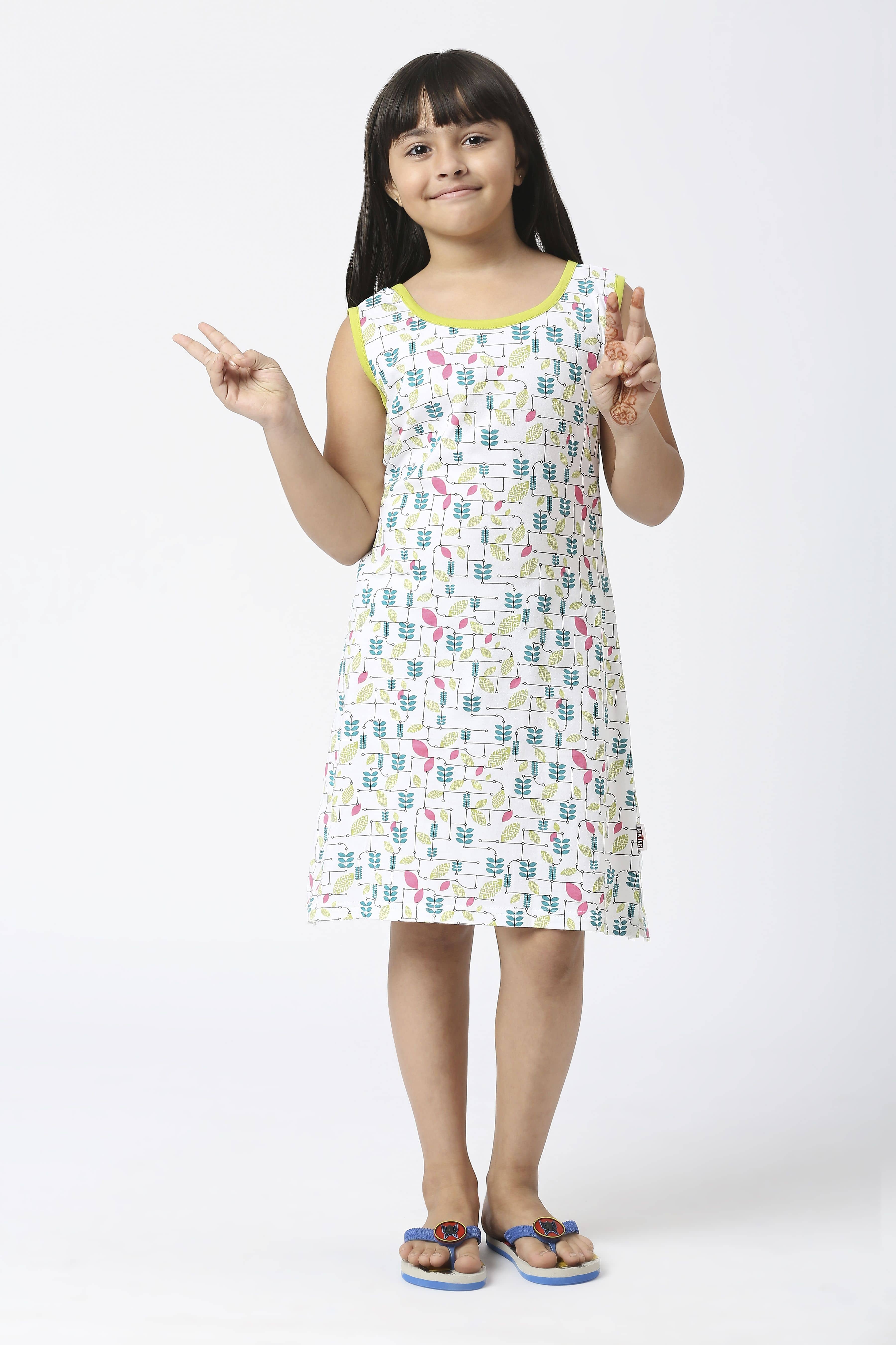Sini Mini Cotton A-line Dress For Girls ( Pack of 1 , White )