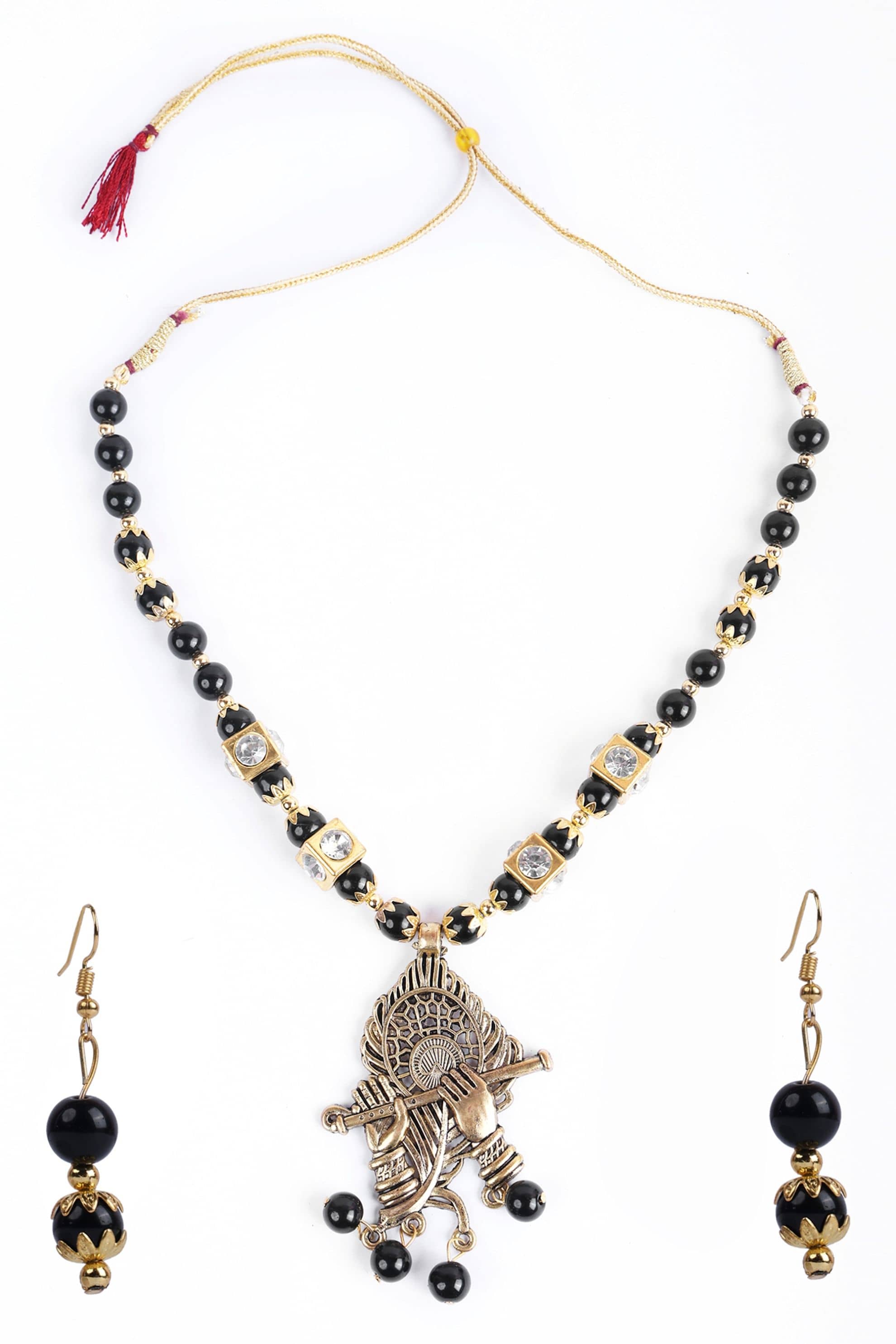 Sunhari Jewels - Golden Alloy Necklace Set ( Pack of 1 )