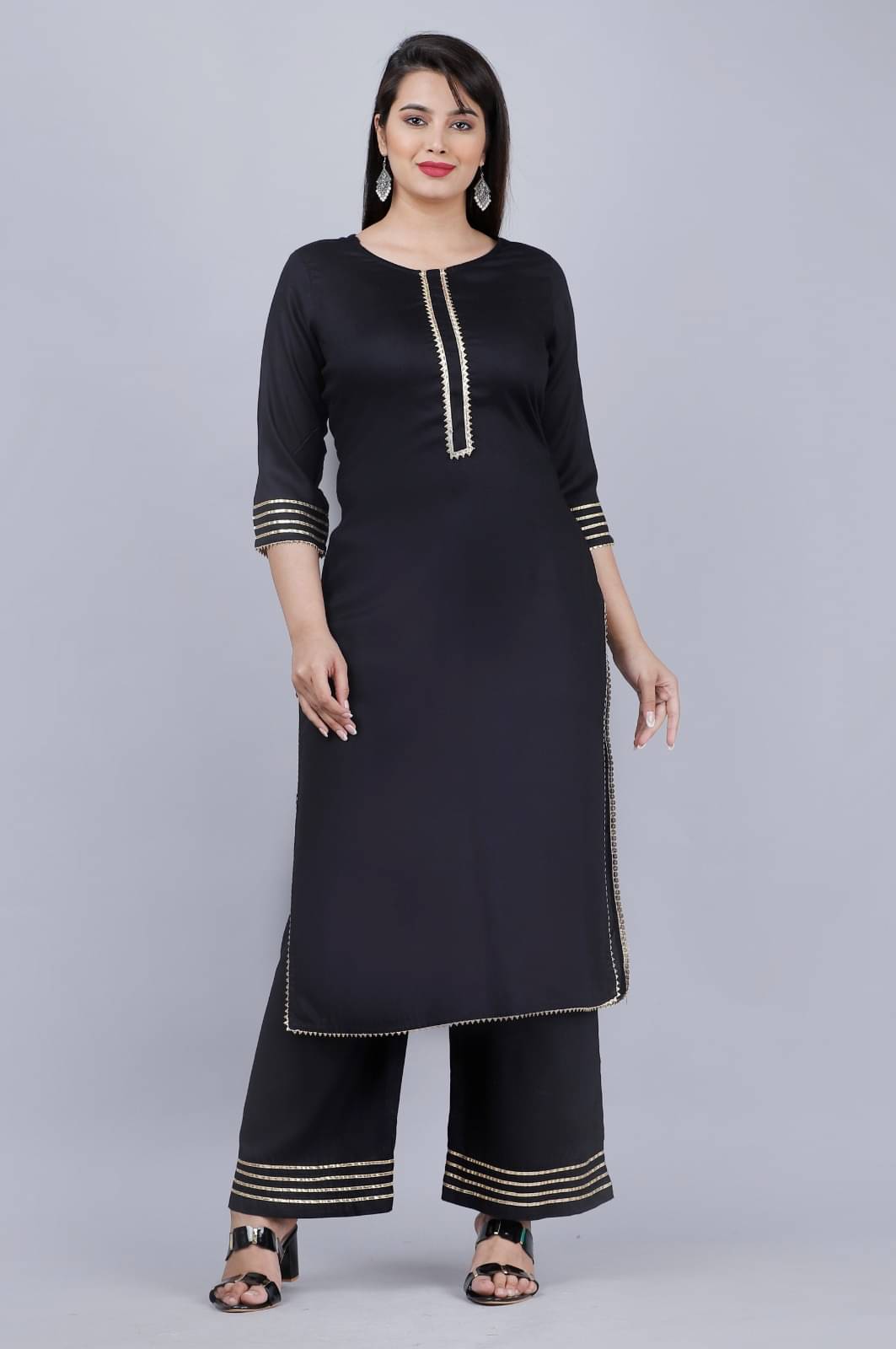     			MAUKA - Black Straight Rayon Women's Stitched Salwar Suit ( Pack of 1 )