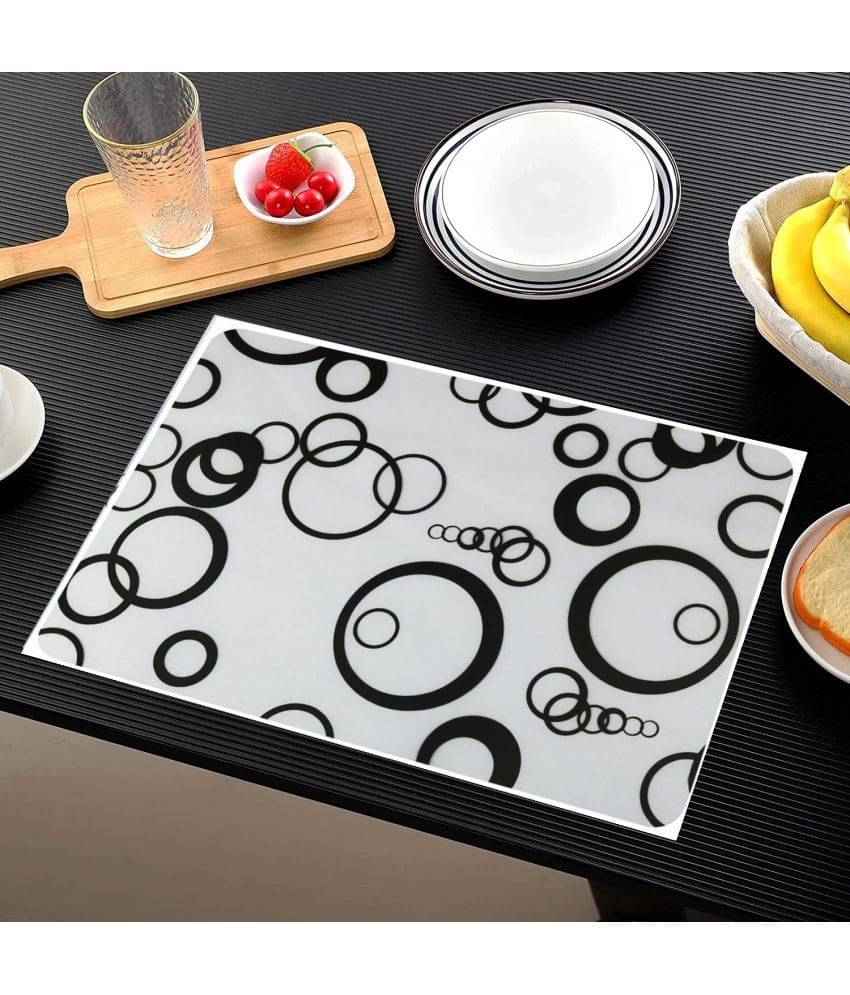     			Sanraksshan PVC Floral Rectangle Table Mats ( 44 cm x 32 cm ) Pack of 6 - Multi