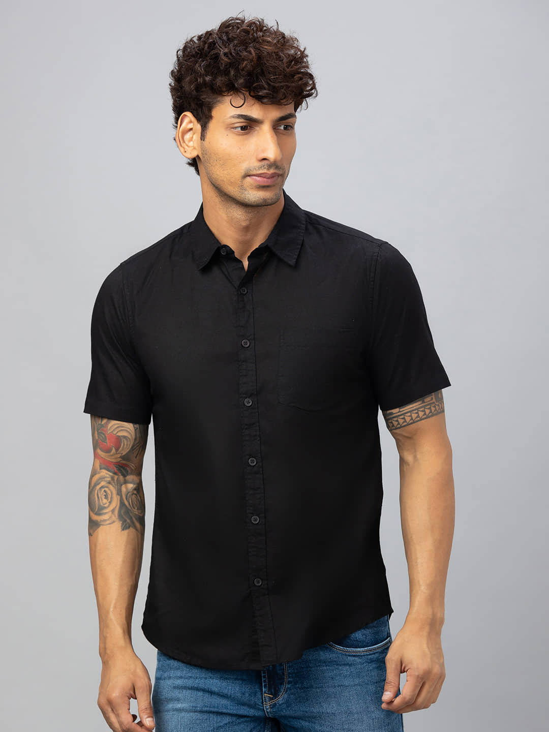 Globus - Black 100% Cotton Regular Fit Men's Casual Shirt ( Pack of 1 )