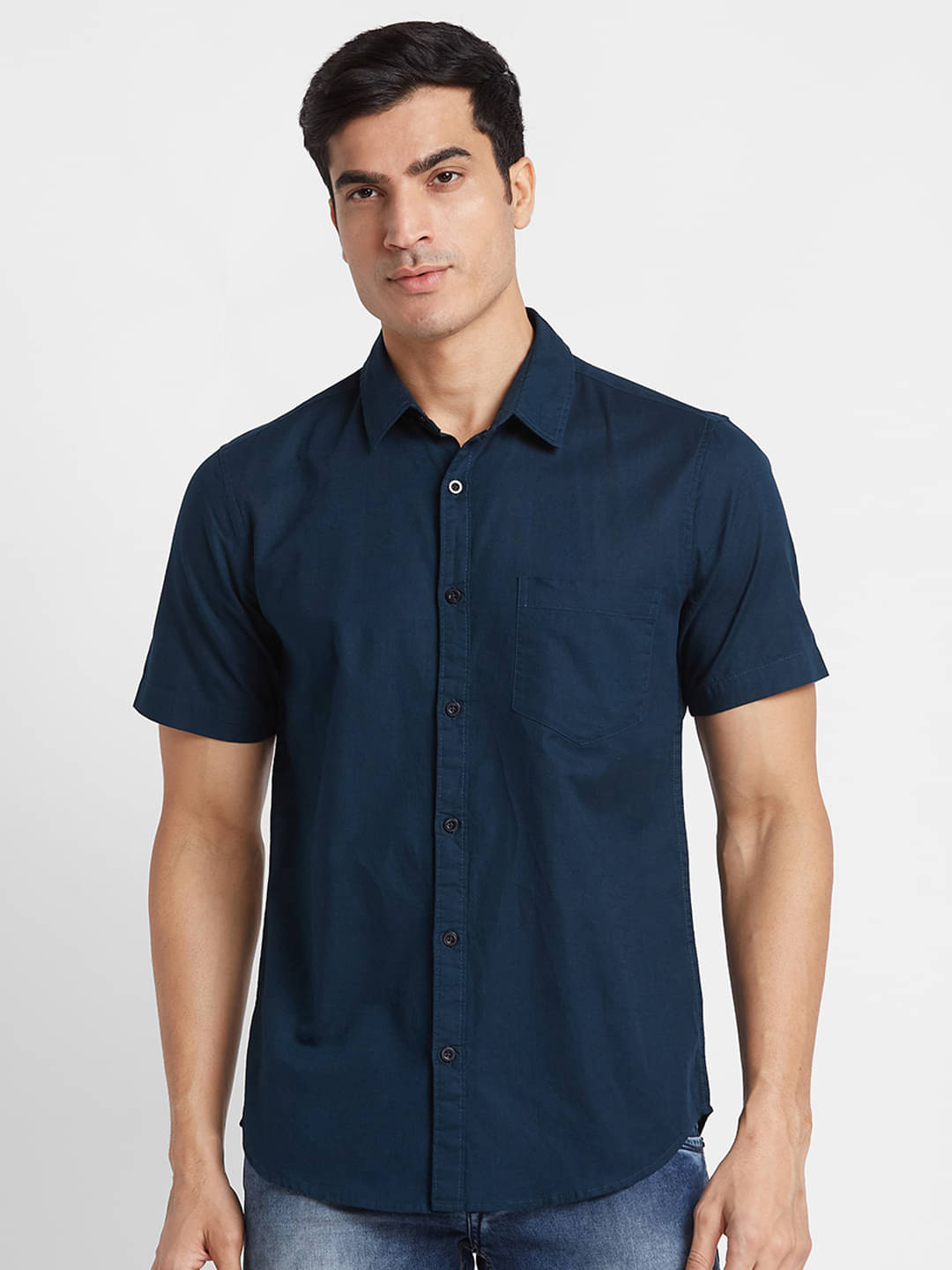     			Globus - Blue Linen Regular Fit Men's Casual Shirt ( Pack of 1 )
