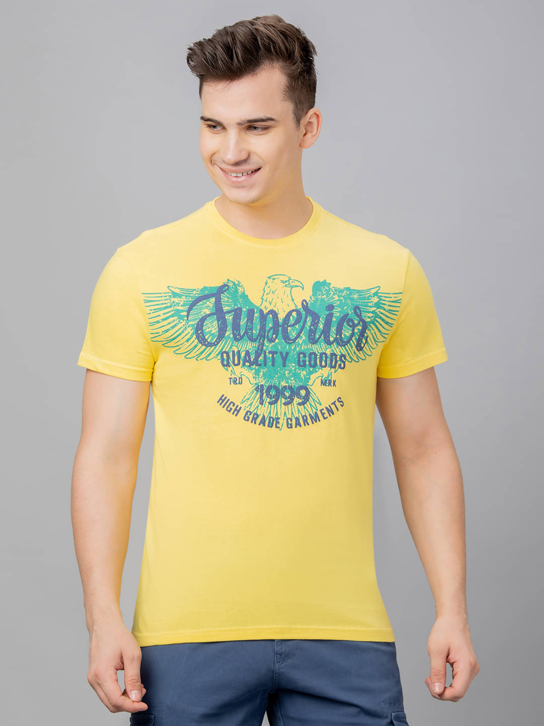     			Globus - Yellow Cotton Regular Fit Men's T-Shirt ( Pack of 1 )