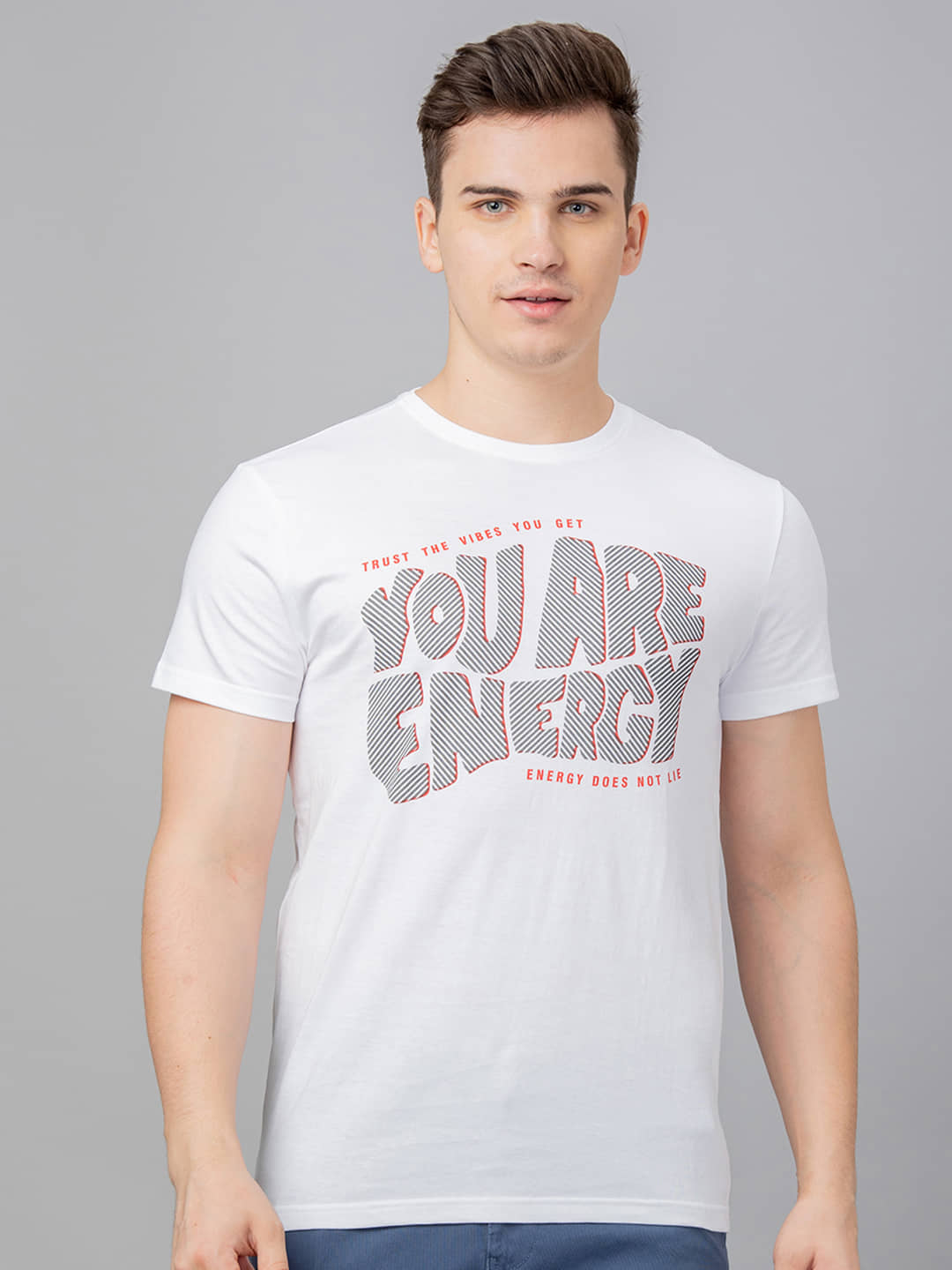 Globus - White Cotton Regular Fit Men's T-Shirt ( Pack of 1 )