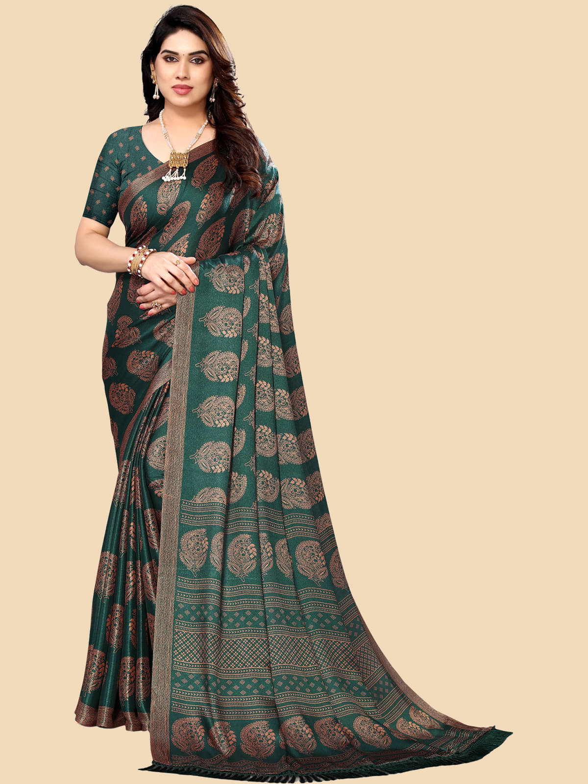 BLEESBURY Chiffon Printed Saree With Unstitched Blouse Piece ( Green ) BLEESBURY Chiffon Printed Saree With Unstitched Blouse Piece ( Green )