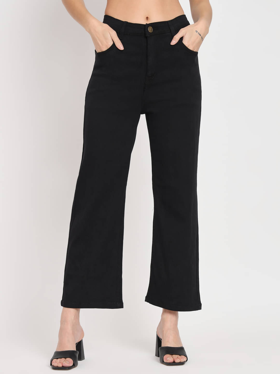     			AngelFab - Black Denim Straight Fit Women's Jeans ( Pack of 1 )