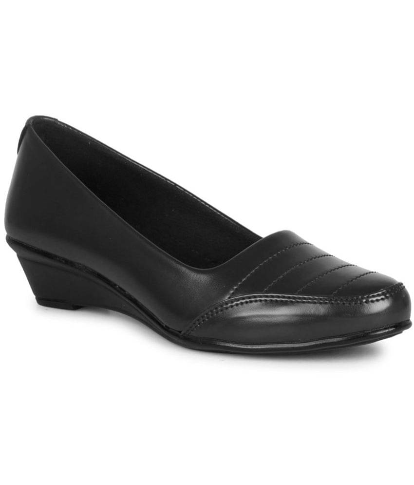     			Ishransh - Black Women's Formal Ballerinas