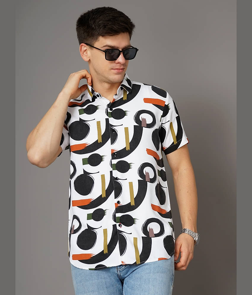 Paul Street - Green Rayon Slim Fit Men's Casual Shirt ( Pack of 1 )