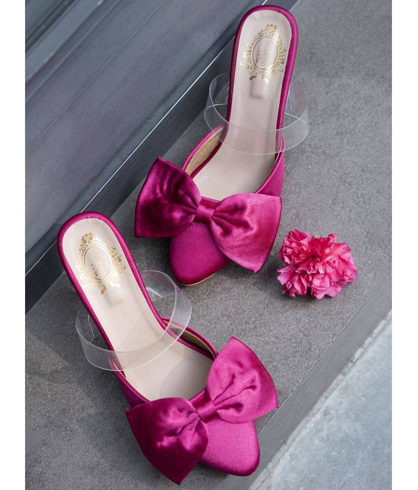 Shoetopia Girls Stylish Butterfly Knot Detail Pink Pumps     			Shoetopia Girls Stylish Butterfly Knot Detail Pink Pumps