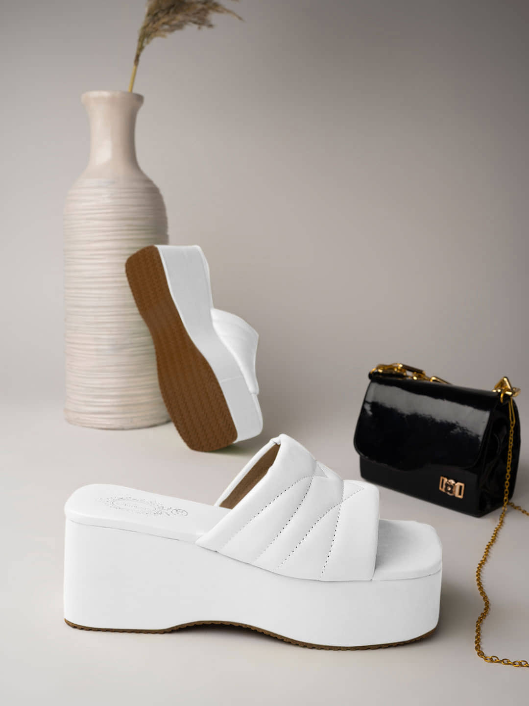 Shoetopia Retro Style White Platform Heels & Girls