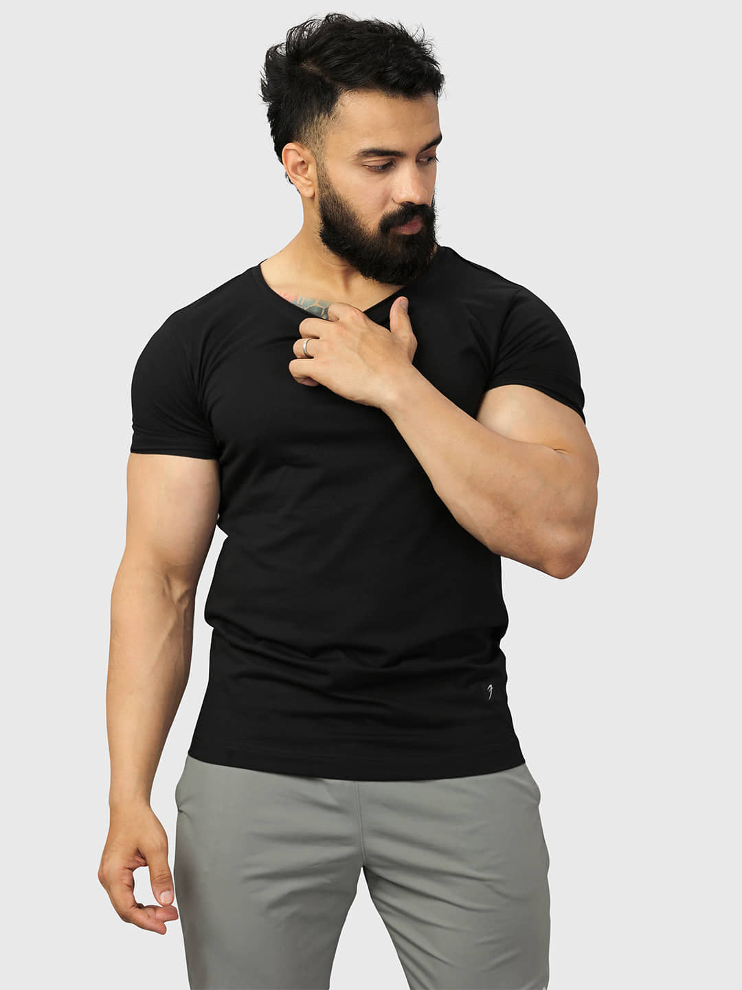 Fuaark White Cotton Slim Fit Men's Sports T-Shirt ( Pack of 1 )