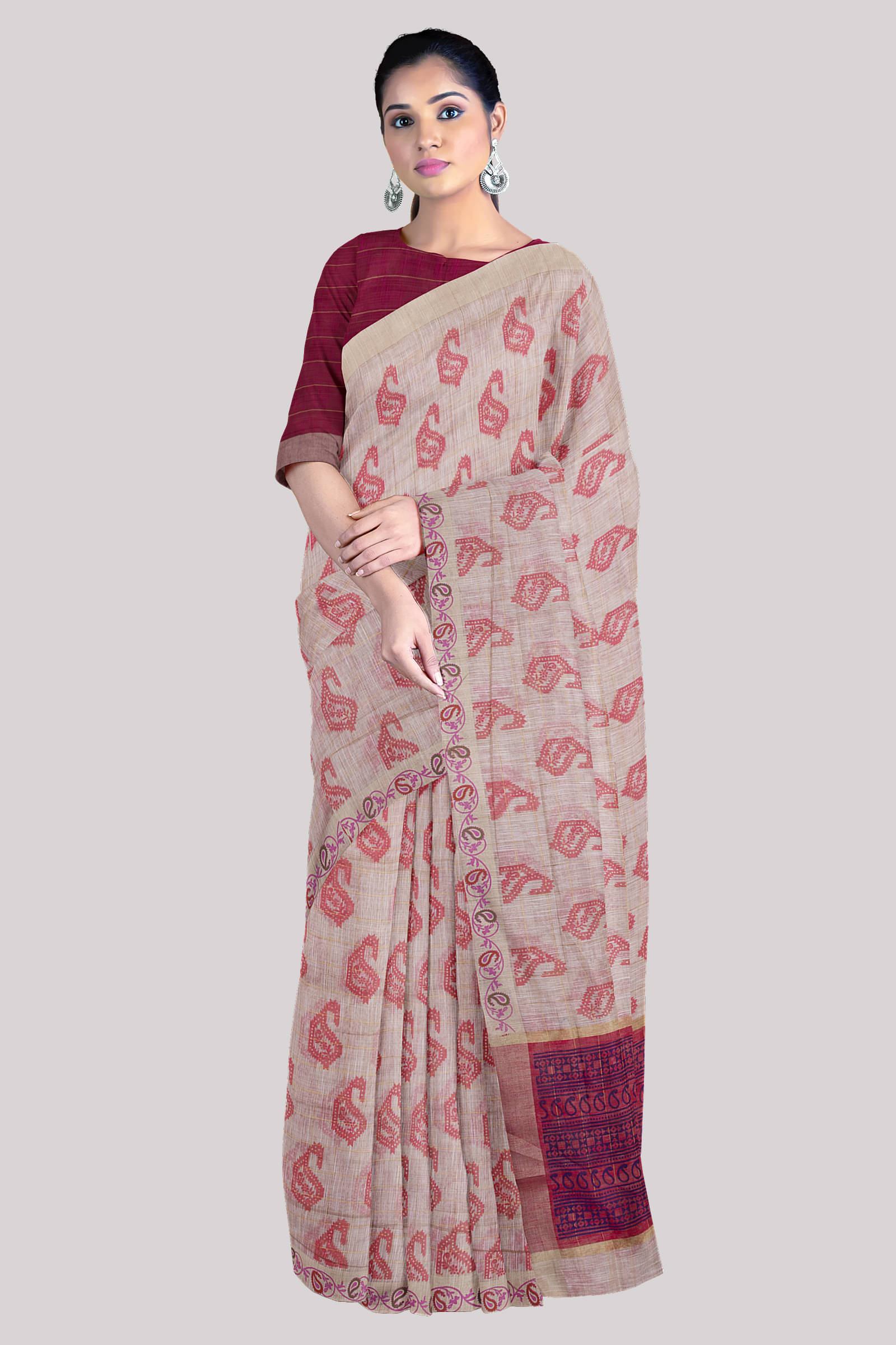 KSR HANDLOOM PVT LTD Cotton Printed Saree With Unstitched Blouse Piece ( Cream ) KSR HANDLOOM PVT LTD Cotton Printed Saree With Unstitched Blouse Piece ( Cream )