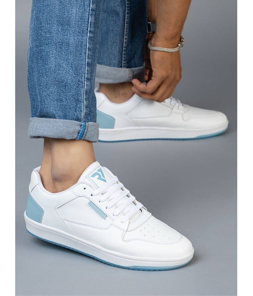     			RUN SEVEN Light Blue Men's Sneakers