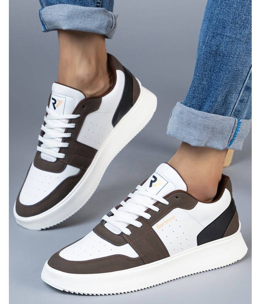     			RUN SEVEN Brown Men's Sneakers