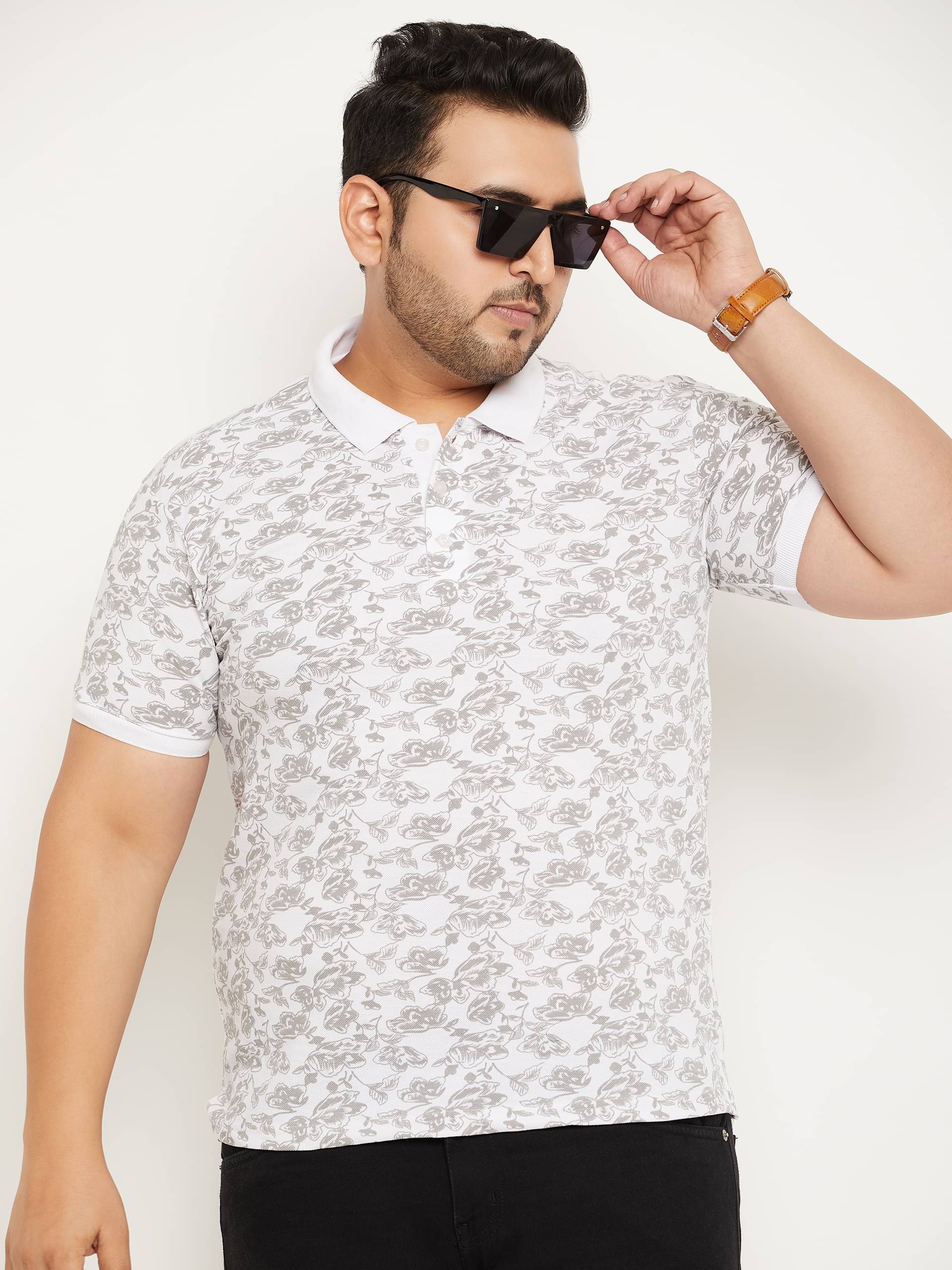 RELANE Pack of 1 Cotton Blend Regular Fit Printed Half Sleeves Men's Polo T Shirt ( White ) RELANE Pack of 1 Cotton Blend Regular Fit Printed Half Sleeves Men's Polo T Shirt ( White )