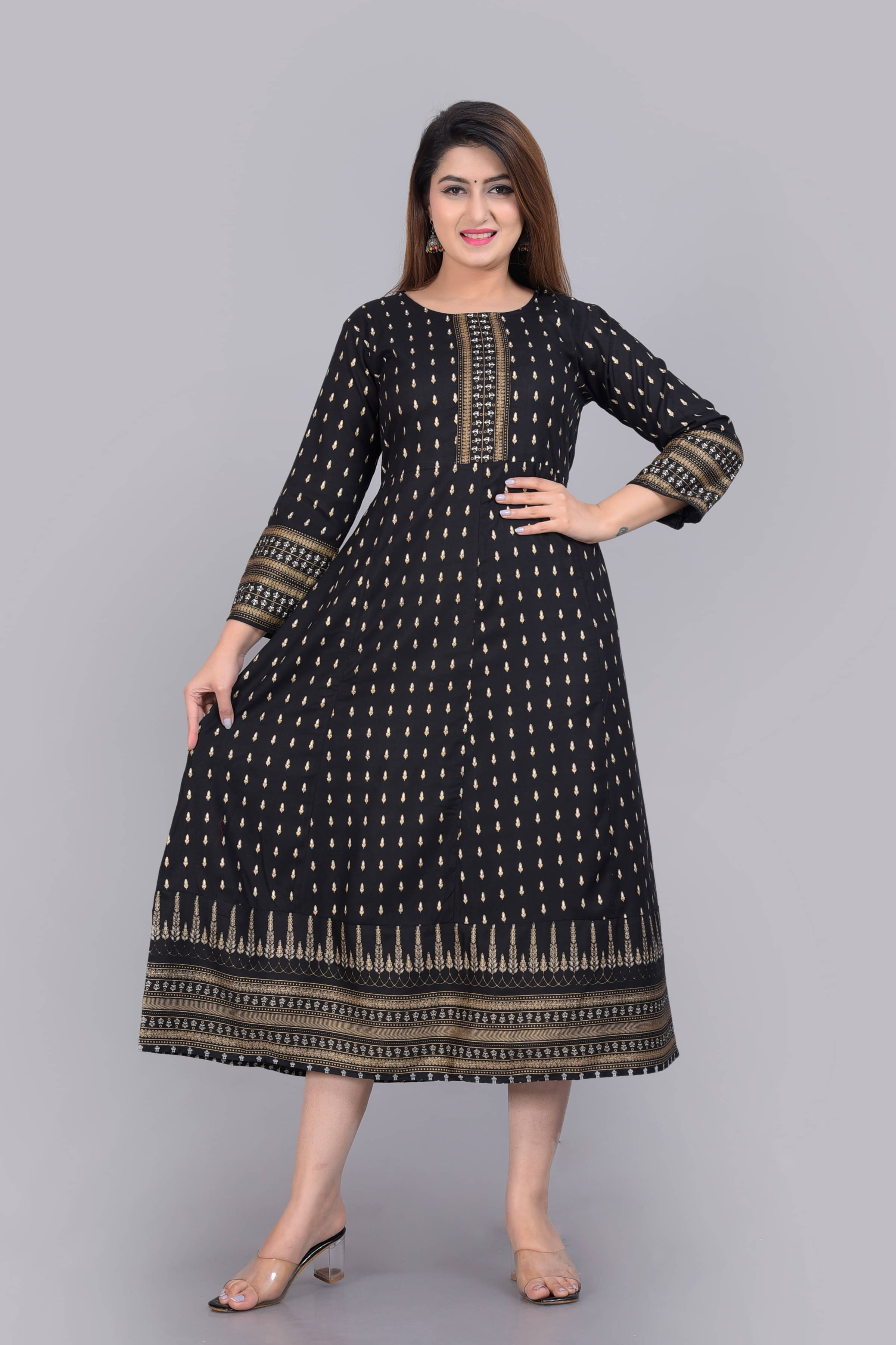     			SIPET - Black Rayon Women's Anarkali Kurti ( Pack of 1 )