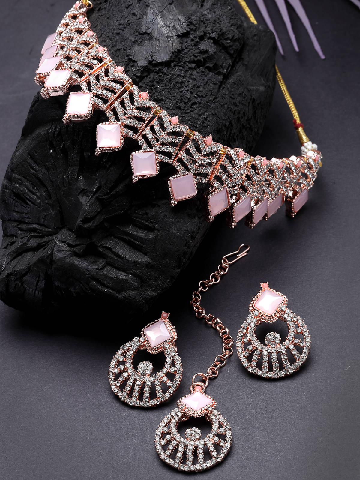     			Sukkhi Pink Alloy Necklace Set ( Pack of 1 )