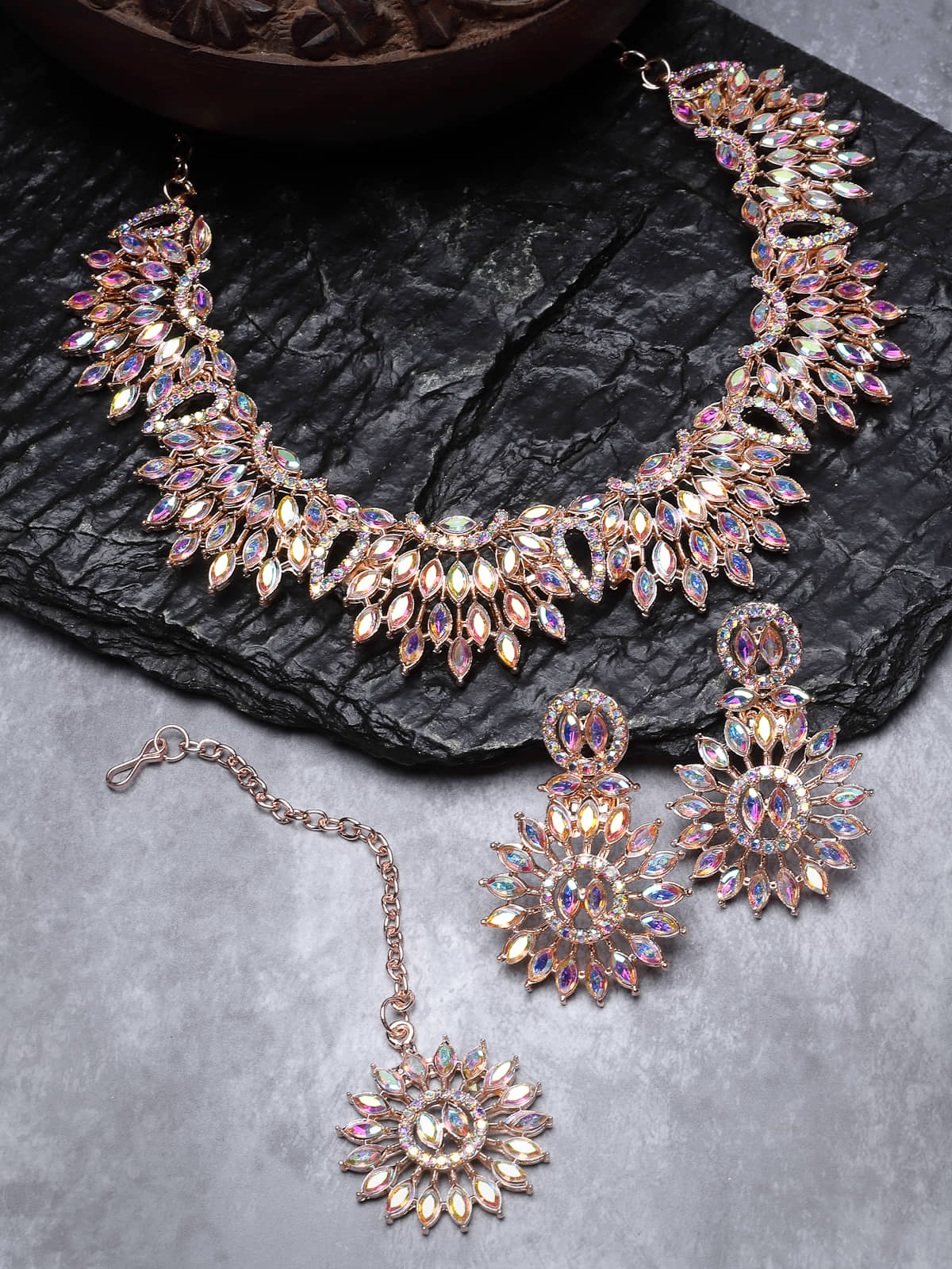 Sukkhi Rose Gold Alloy Necklace Set ( Pack of 1 )