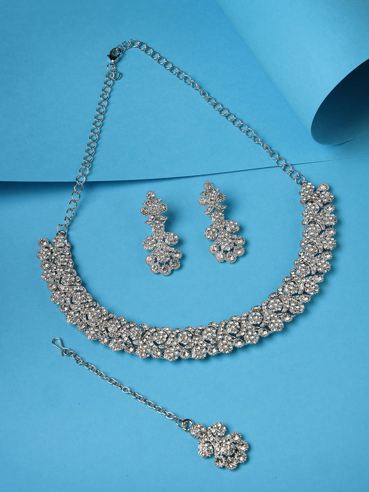     			Sukkhi Silver Alloy Necklace Set ( Pack of 1 )