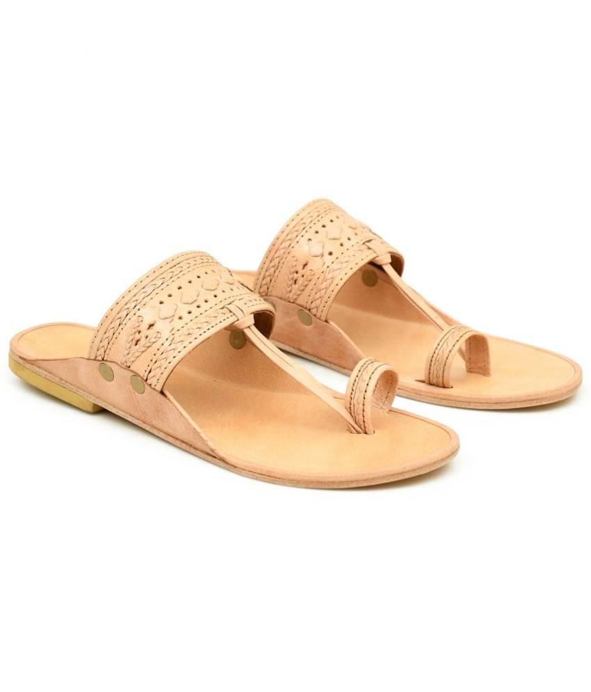     			STEPHORN - Beige Men's Kolhapuris
