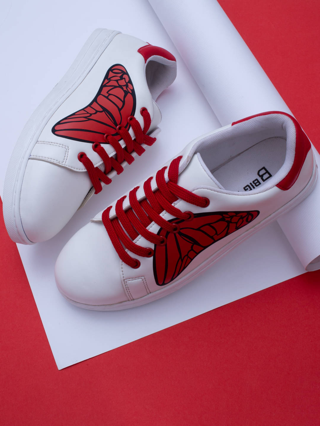     			Big Fox - White Women's Sneakers